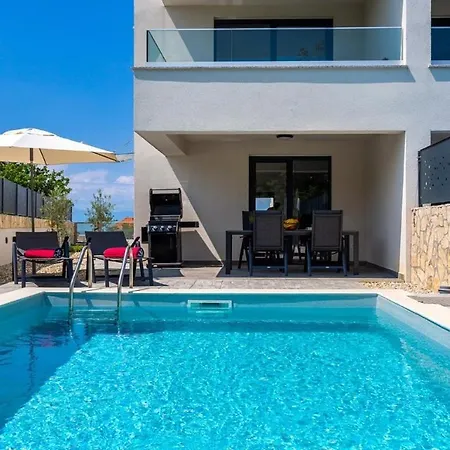 Larus Sveti Anton (Krk)