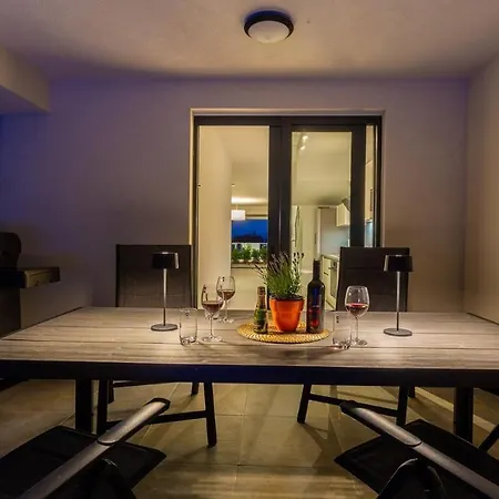 Larus Sveti Anton (Krk)