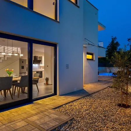Vila Larus